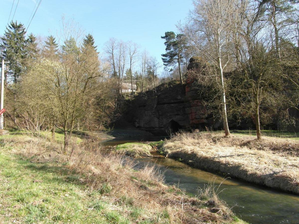 Roubenka Nad Rekou Villa Noviny pod Ralskem Buitenkant foto